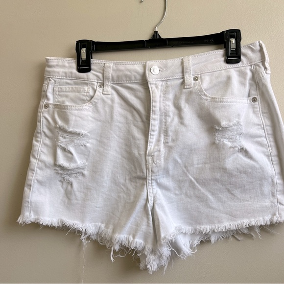 American Eagle Outfitters Pants - American Eagle Outfitter White distressed denim jeans Super Stretch Shorts 10